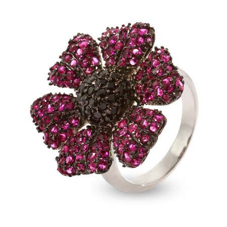 ruby flower cocktail ring at eve's addiction and how to wear a cocktail ring 